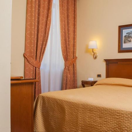 Le Cheminee Business Hotel Napoli Kültér fotó
