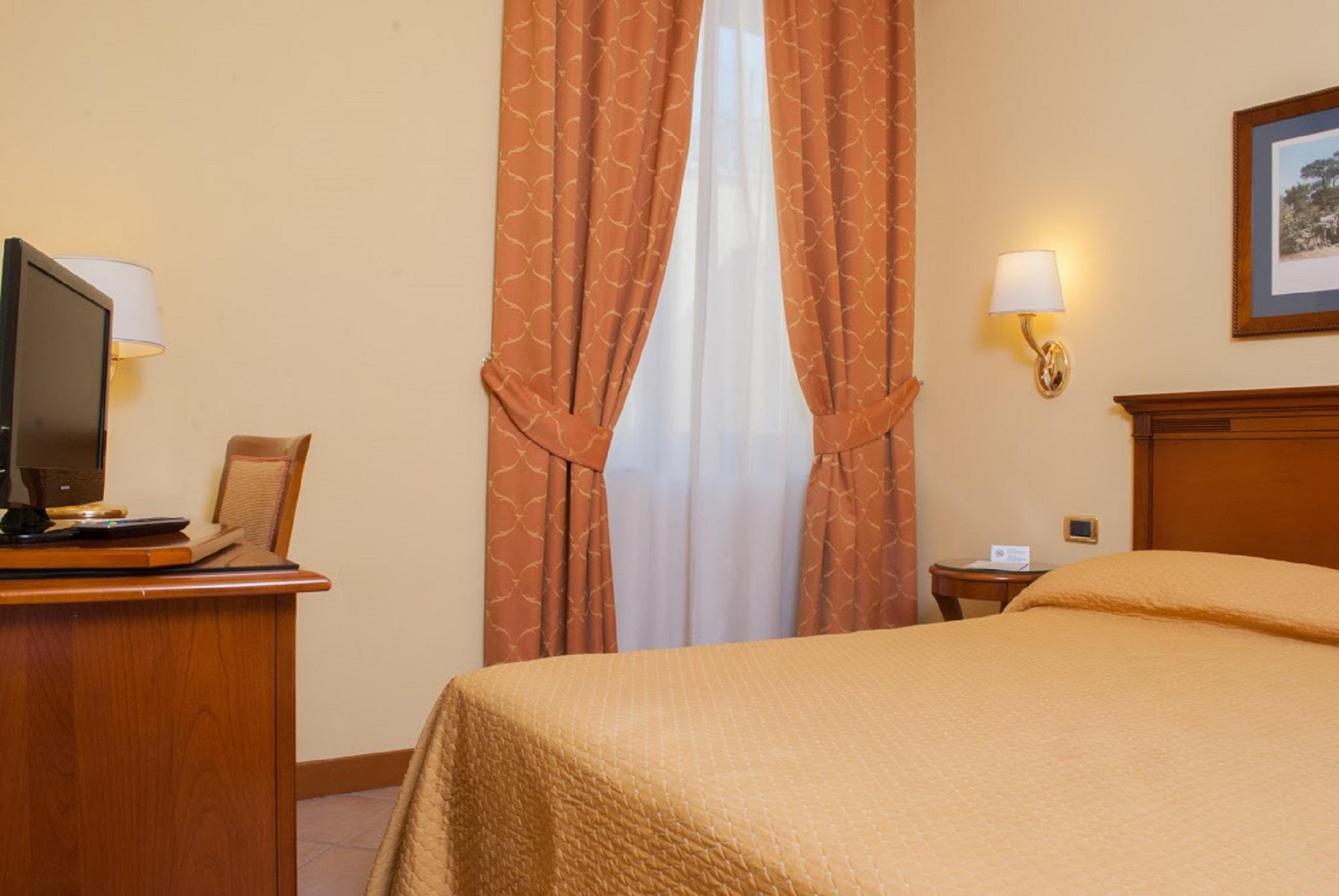 Le Cheminee Business Hotel Napoli Kültér fotó