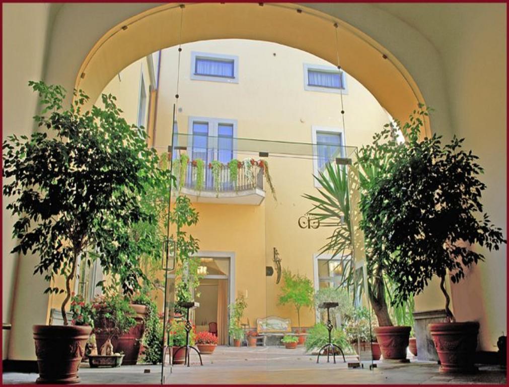 Le Cheminee Business Hotel Napoli Kültér fotó