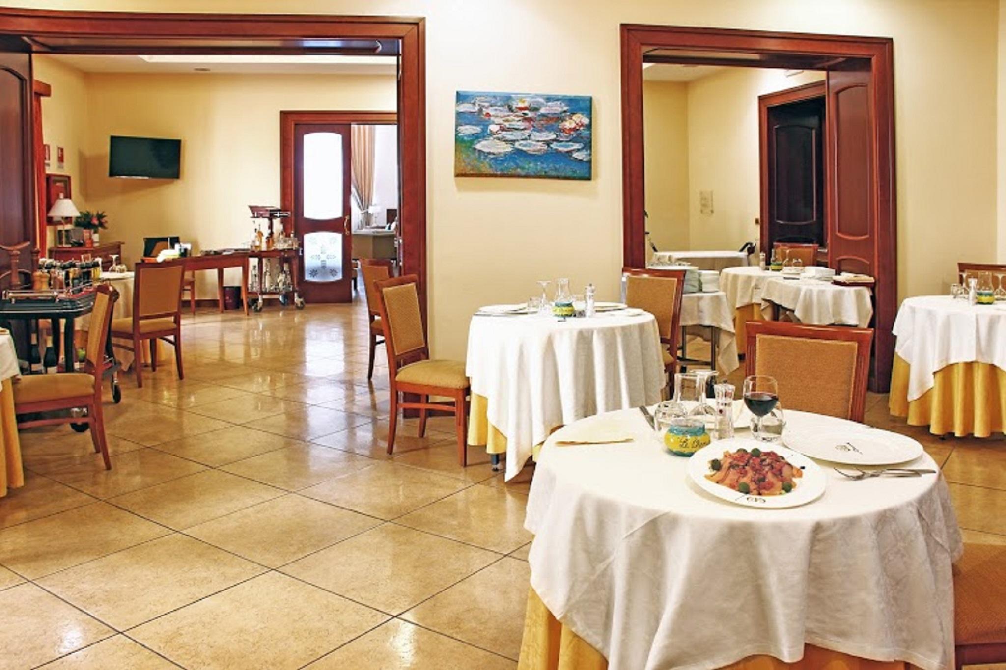 Le Cheminee Business Hotel Napoli Kültér fotó