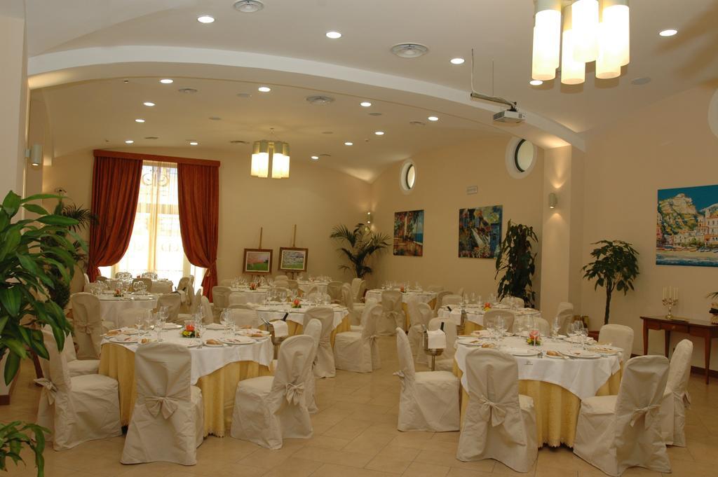 Le Cheminee Business Hotel Napoli Kültér fotó