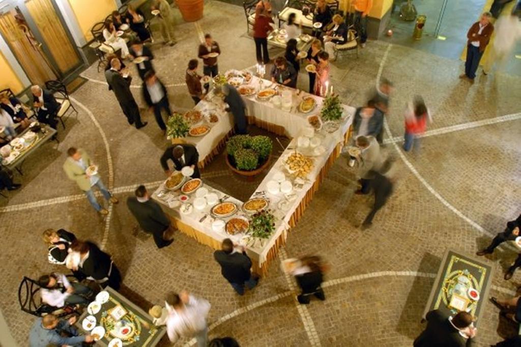 Le Cheminee Business Hotel Napoli Kültér fotó