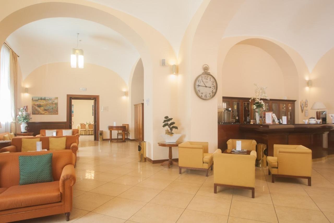 Le Cheminee Business Hotel Napoli Kültér fotó